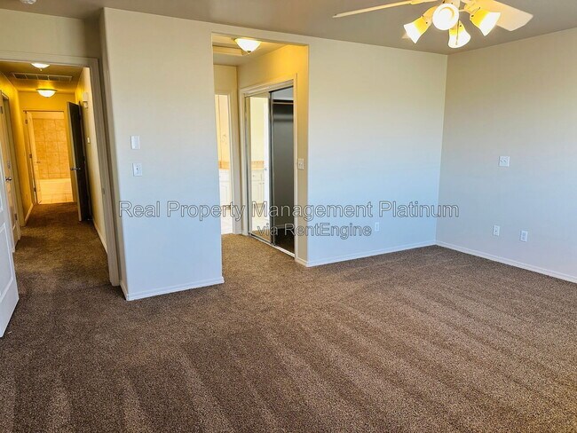 Building Photo - 1648 Camino Ln