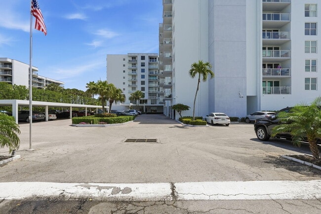 Building Photo - 3450 S Ocean Blvd