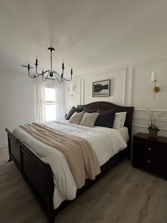 Building Photo - 1204 Harbor River Dr