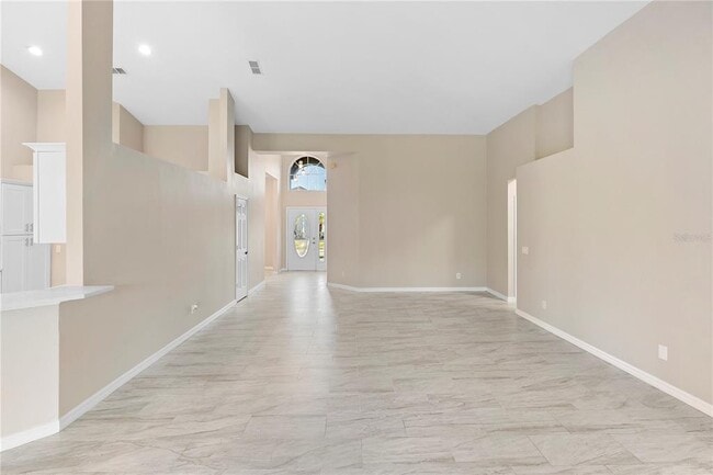 Building Photo - 9885 Montclair Cir