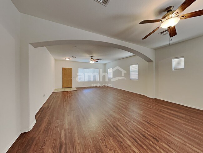 Building Photo - 15954 W Port Royale Ln