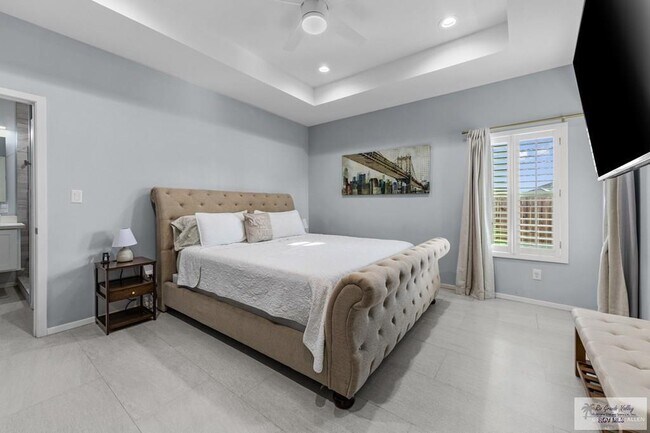 Building Photo - 32 Stone Oak Dr