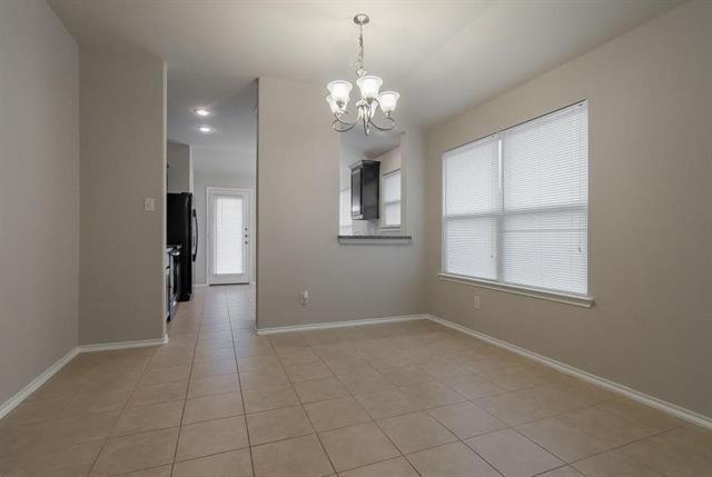 Building Photo - 2109 Pine Knoll Way