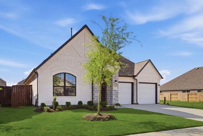 Building Photo - 5019 Field Sparrow Ln