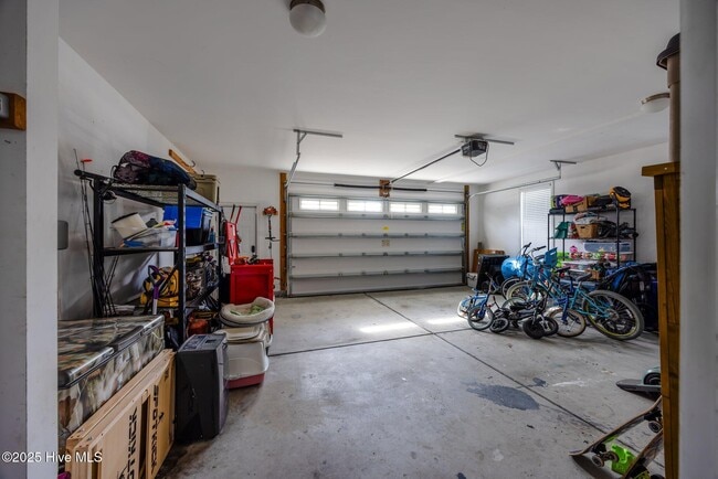 Building Photo - 204 N Brig Dr