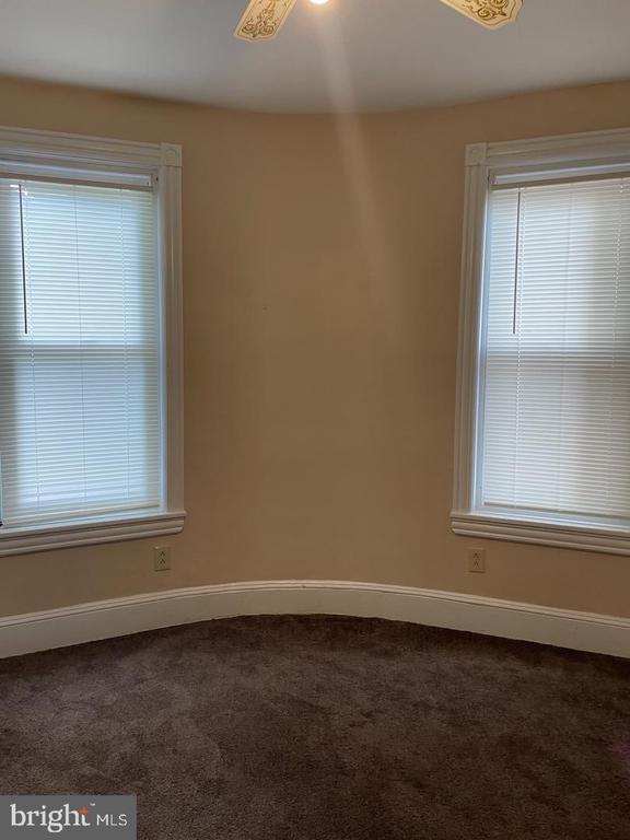 Building Photo - 526 MacDade Blvd