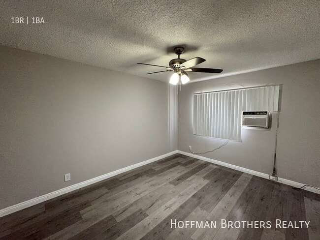 Building Photo - 428 S Sherbourne Dr