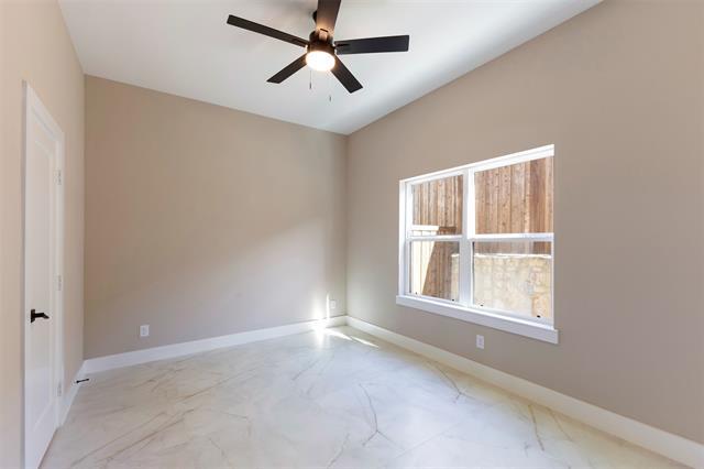 Building Photo - 2370 Usman Dr