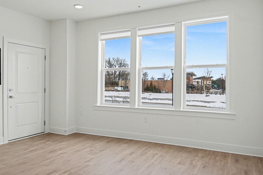 Building Photo - 20036 Coral Wind Ter