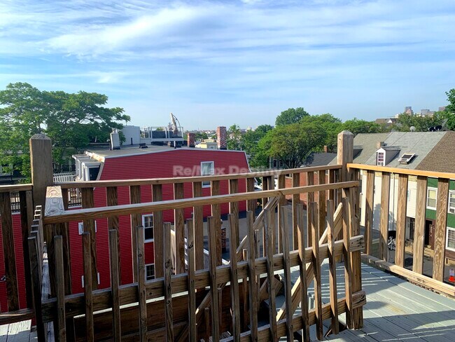 Building Photo - 105 Eutaw St