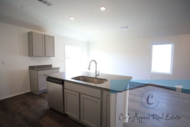 Building Photo - New construction in Jonesboro with fenced yard - beautiful 4 bed / 2 bath home - Nettleton!!