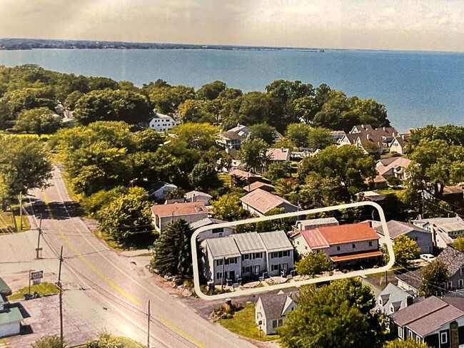 Aerial view - 1021 West Dr