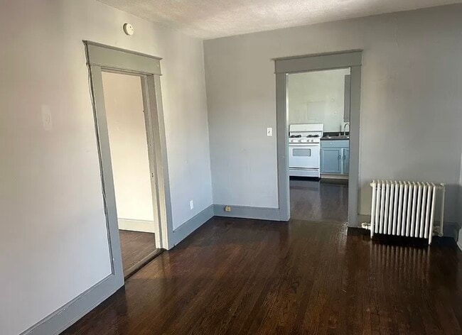 Building Photo - 404 Exchange Ave