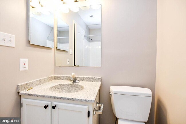 Building Photo - 4529 Running Deer Way