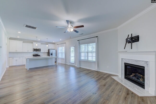 Building Photo - 151 Brockway Dr