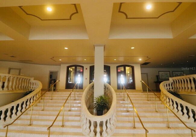 Building Photo - 1110 W Ivanhoe Blvd