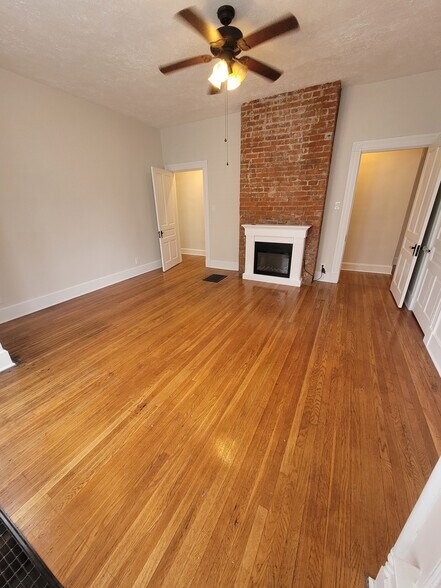 Bedroom - 2029 Crown Ave