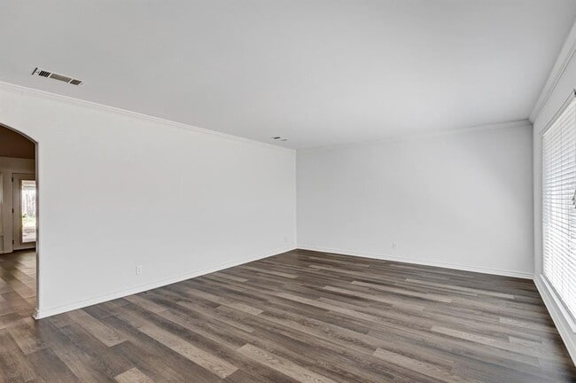 Building Photo - 1312 Quailfield Cir