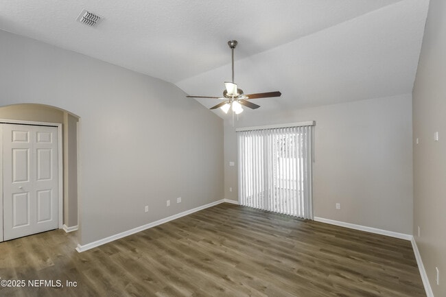 Building Photo - 9441 Harrier Ct