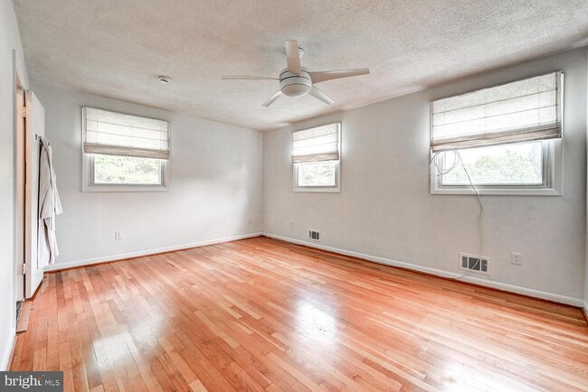 Building Photo - 206 Dunbeath Ct