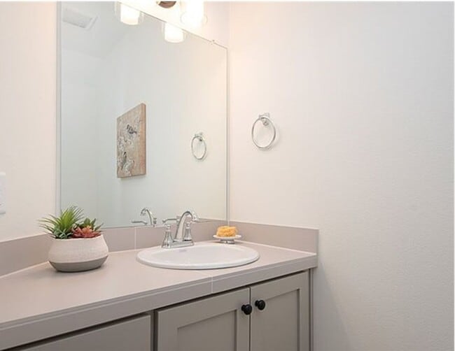 Building Photo - Brand new 3 bedroom single family home in a fantastic location!