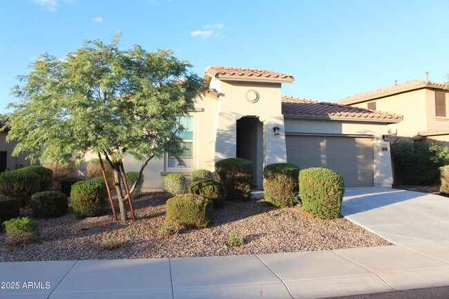Primary Photo - 11554 W Lone Tree Trail