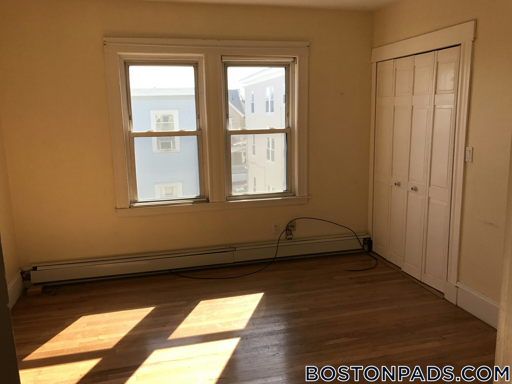 Building Photo - 94 Heath St