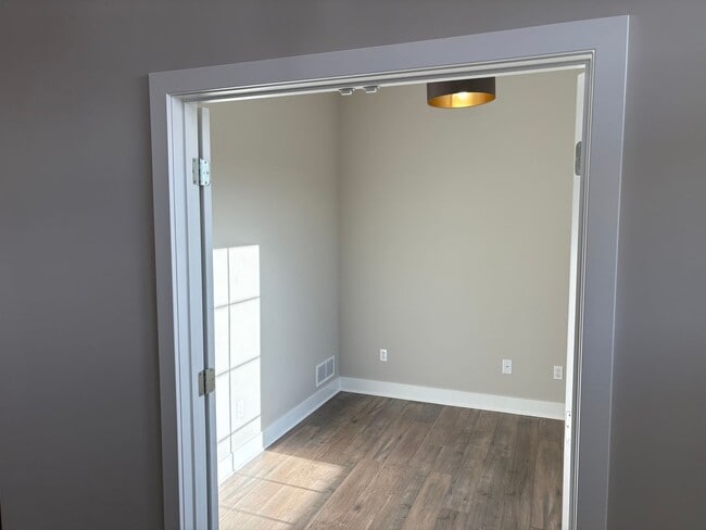 Building Photo - 3 Bedroom Single Family Home - Available for Rent!