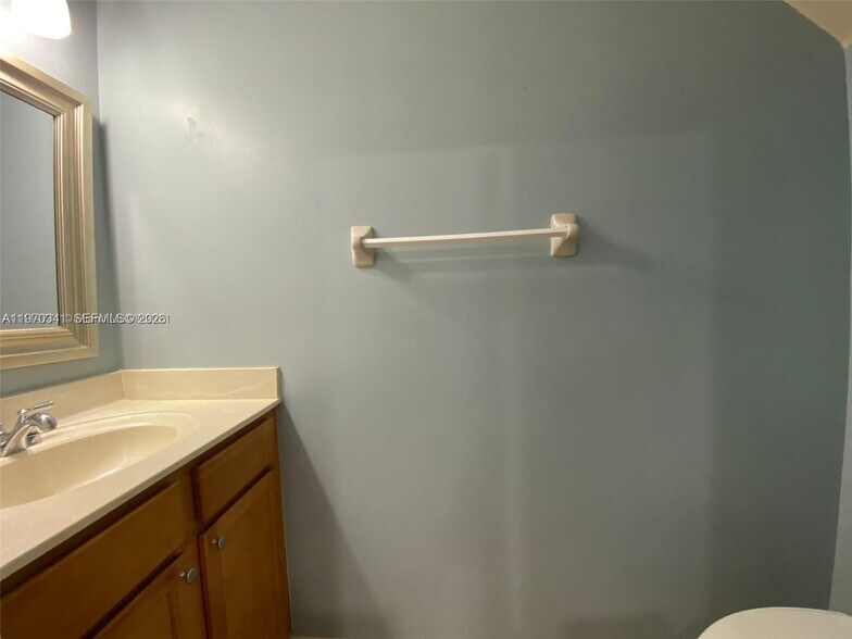 Building Photo - 8987 W 35th Ave