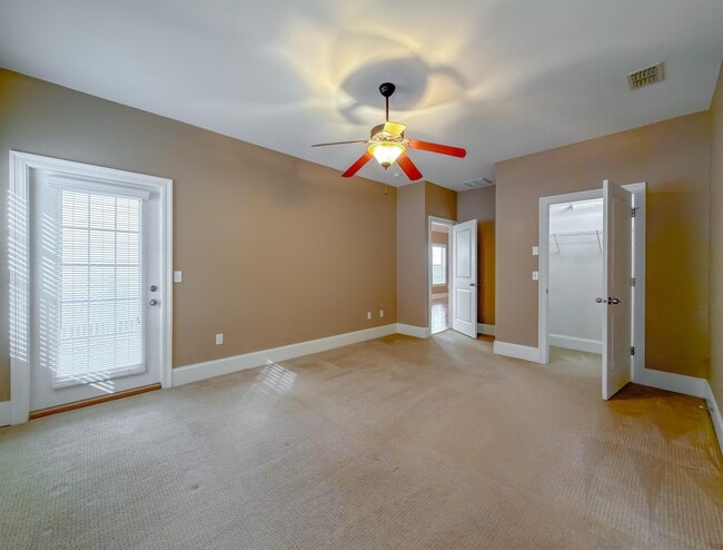 Building Photo - 1946 Sagebrook Dr