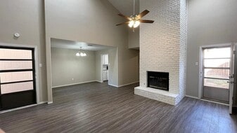Building Photo - 522 N Fulton Ave
