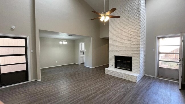 Building Photo - 522 N Fulton Ave