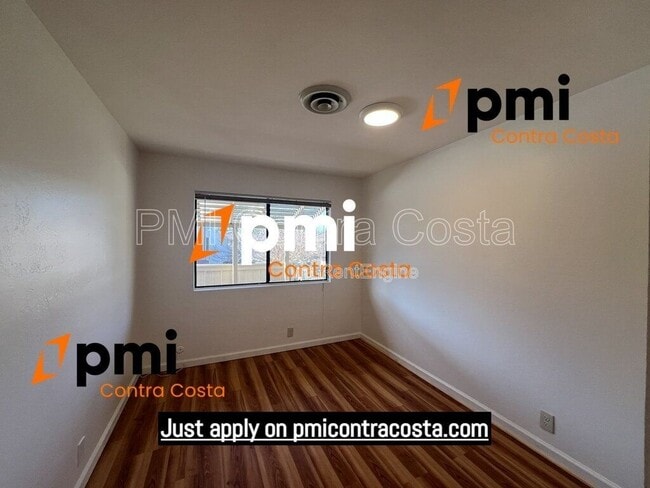 Building Photo - 2650 Jones Rd