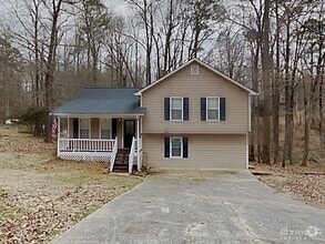 Building Photo - 476 Hale Haven Dr