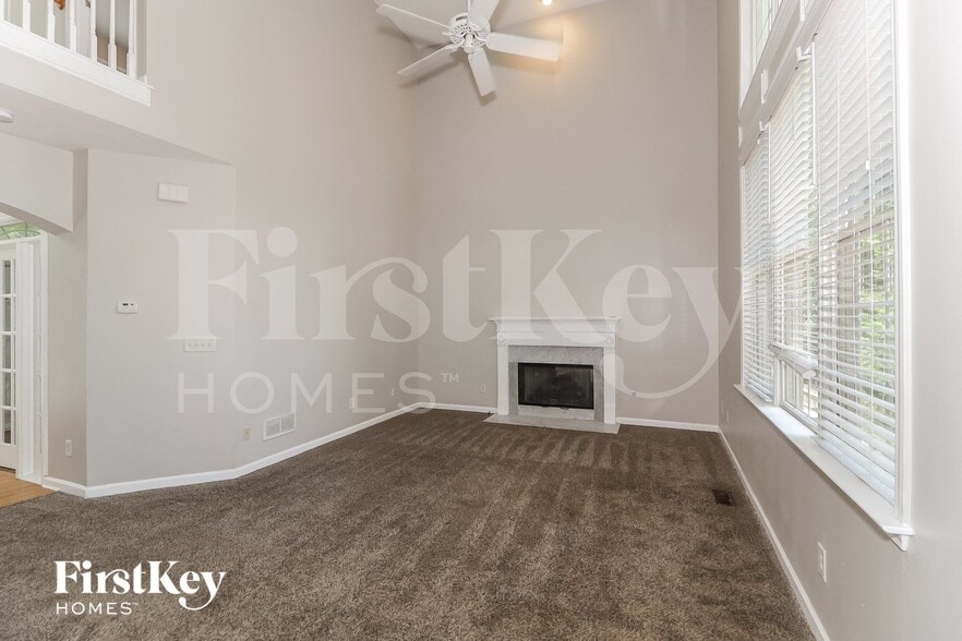 Building Photo - 1557 Grove Arbor Terrace