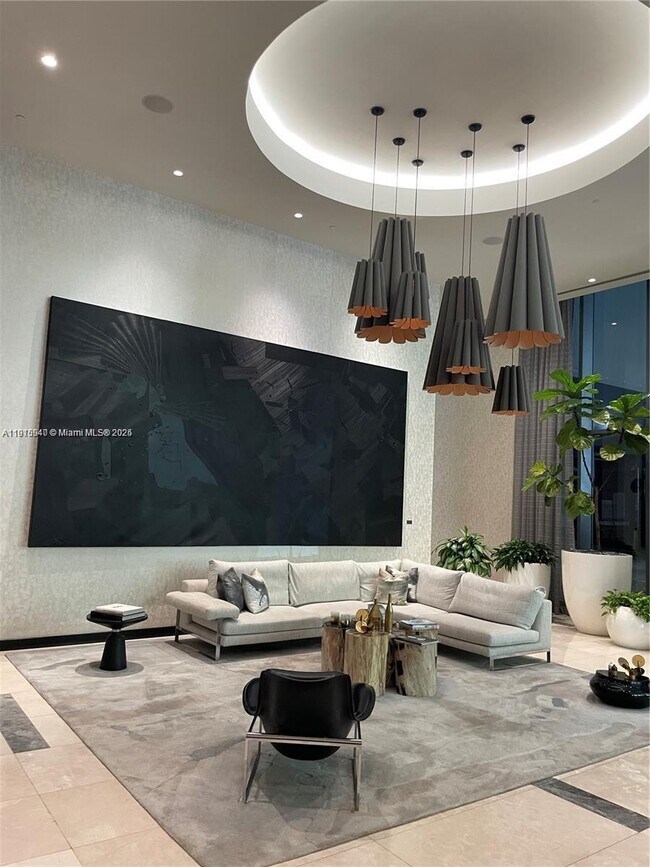 Building Photo - 55 SW 9th St