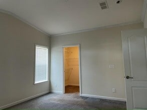 Building Photo - 6291 Birch Ln