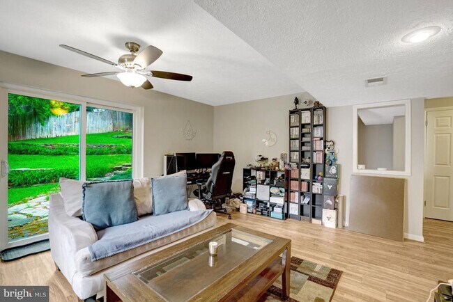 Building Photo - 7729 Silver Sage Ct