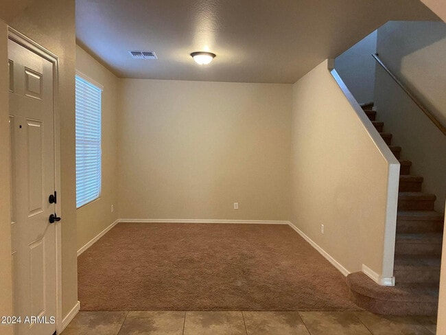 Building Photo - 957 S Wallrade Ln