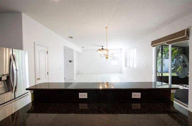 Building Photo - 1412 Blackwater Pond Dr