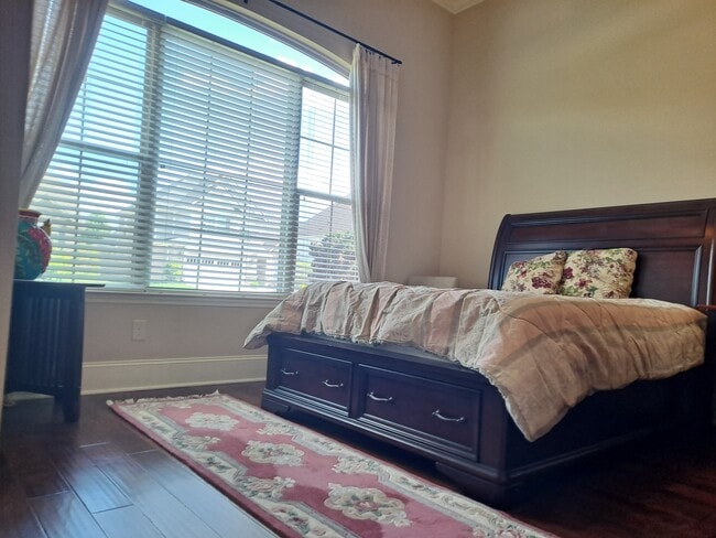 Building Photo - 12170 Inglecrest Ln