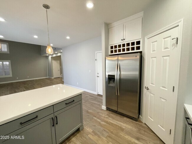 Building Photo - 2640 E Indian Wells Pl