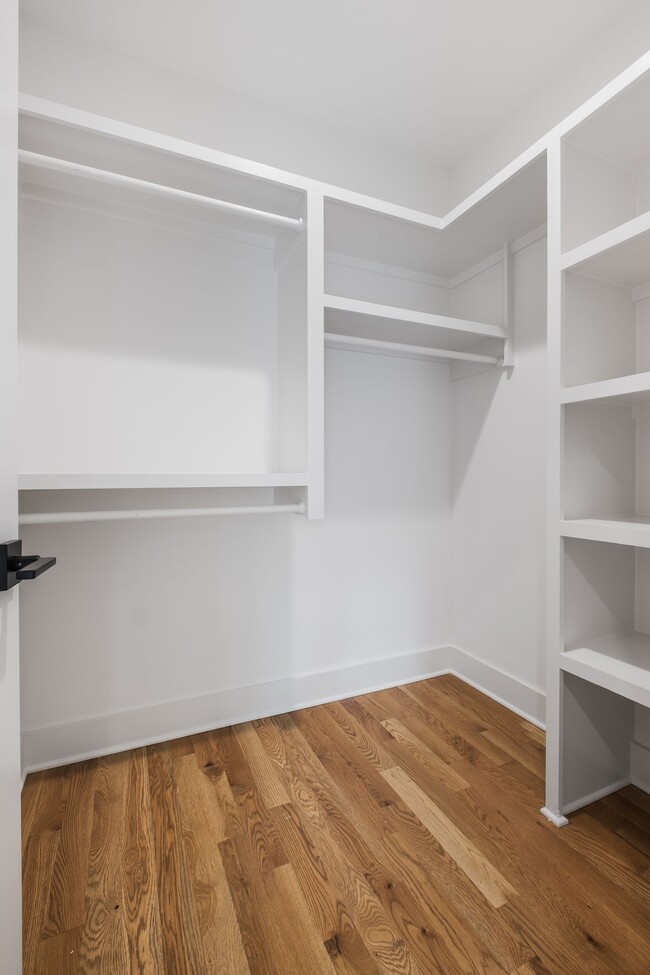 Building Photo - 111 Sadler Ct