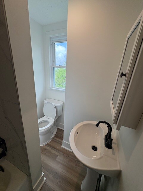 Building Photo - 190 Economy St