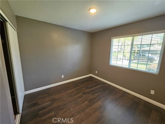 Building Photo - 525 Cedar View Dr