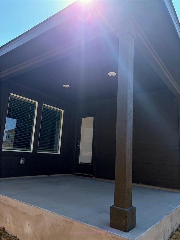 Building Photo - 440 El Capitan Lp