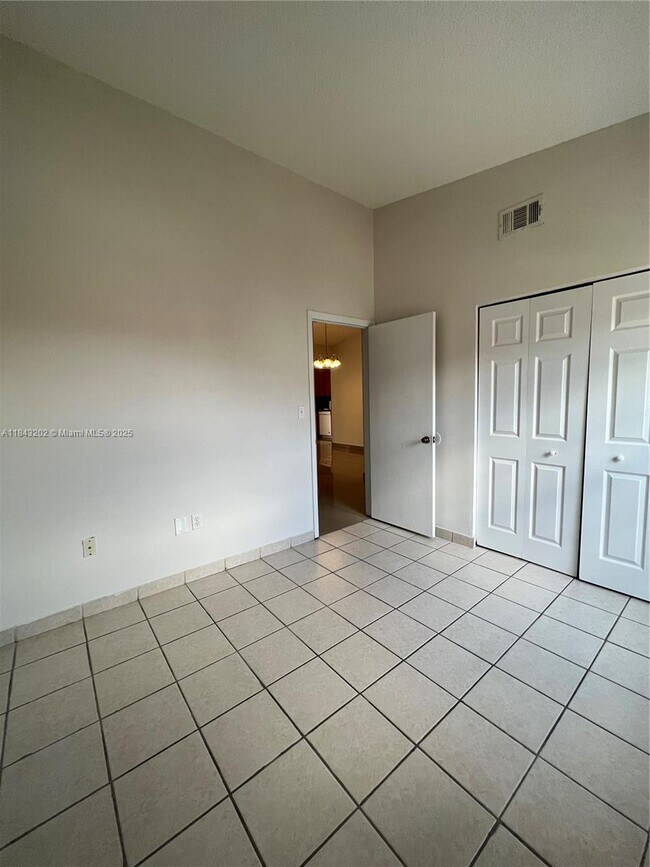 Building Photo - 7500 SW 153rd Ct