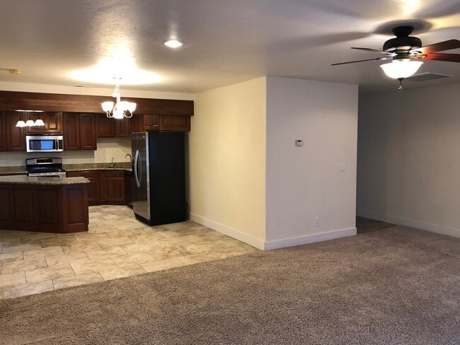 Building Photo - MUST SEE! Beautiful 4 Bedroom/3 Bathroom Home--Near BYU and Peaks Ice Arena