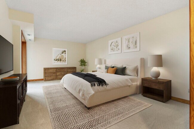 Building Photo - 150 Red Top Dr