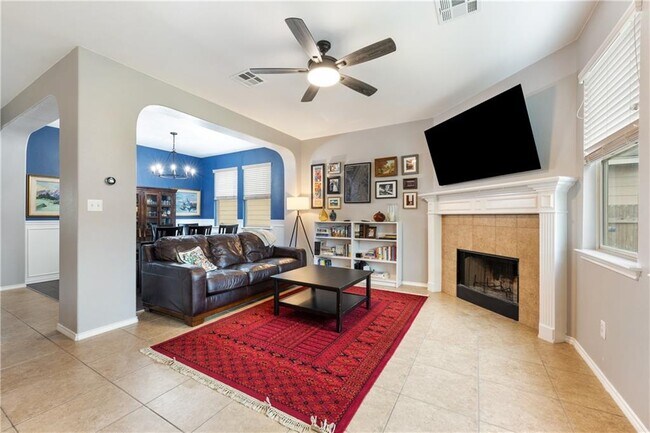 Building Photo - 108 Quarry Ln